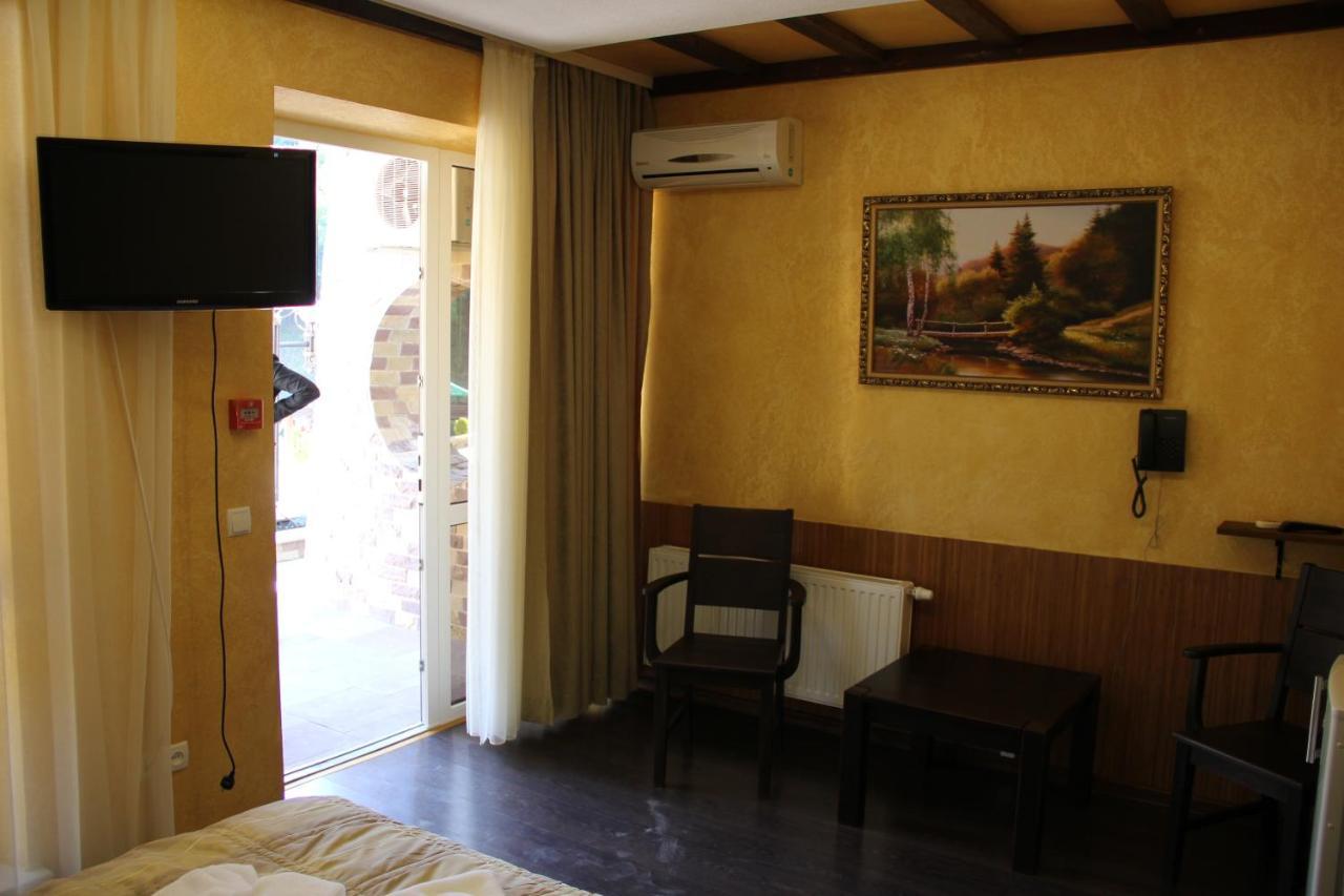 Mishyn-City Hotel Dobrovlyany المظهر الخارجي الصورة