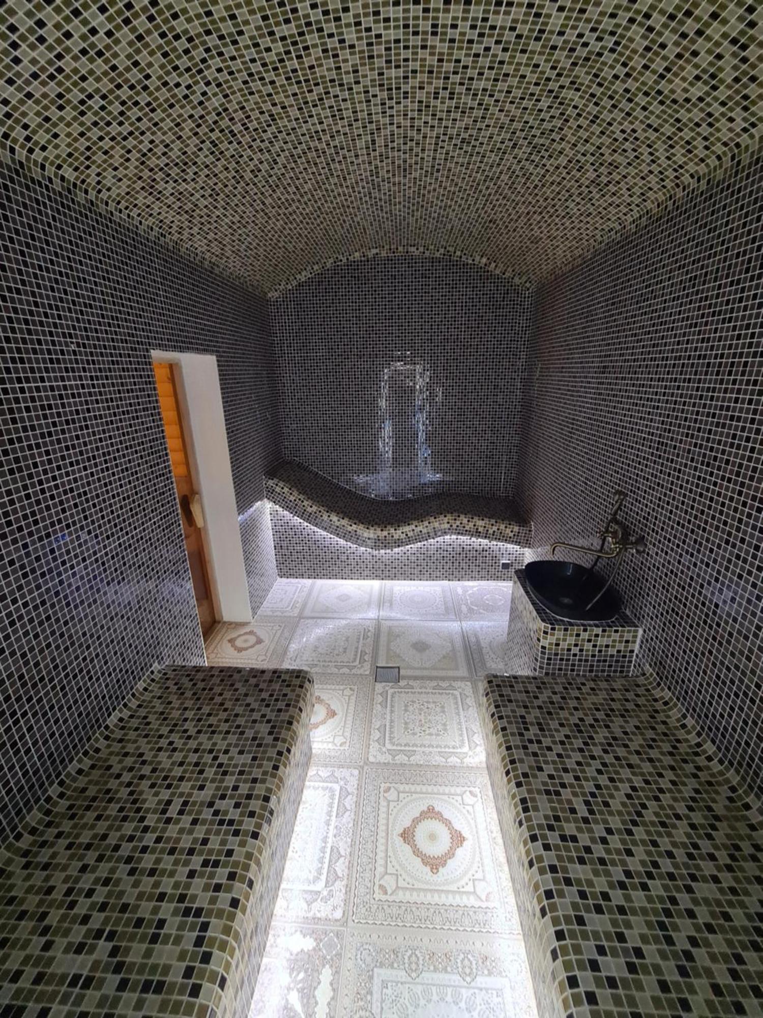 Mishyn-City Hotel Dobrovlyany المظهر الخارجي الصورة